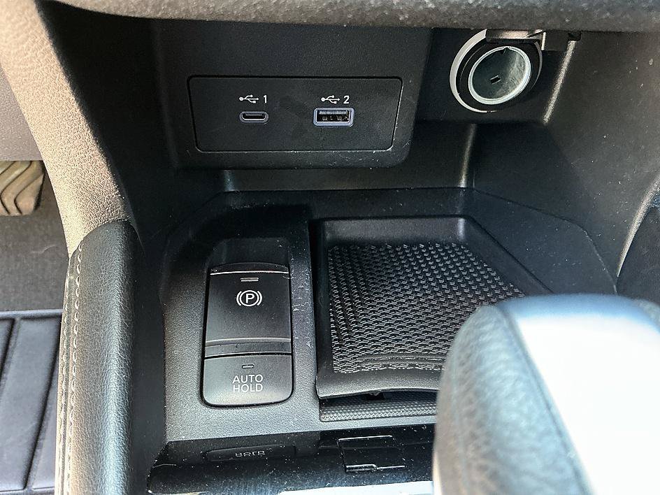 Used 2022 Gray/Super Black Nissan SV image 18