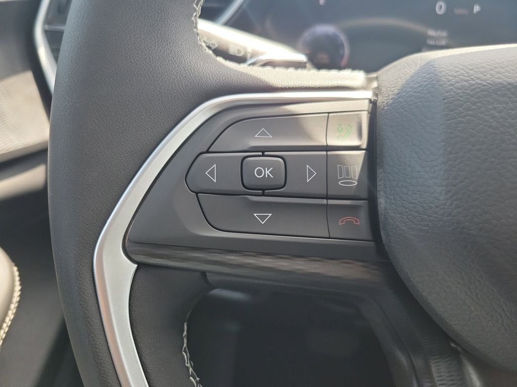 New 2026 Baltic Gray Metallic Clearcoat Jeep Laredo X image 24