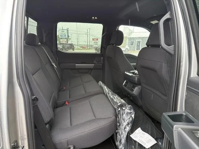 New 2026 Iconic Silver Metallic Ford XLT image 55