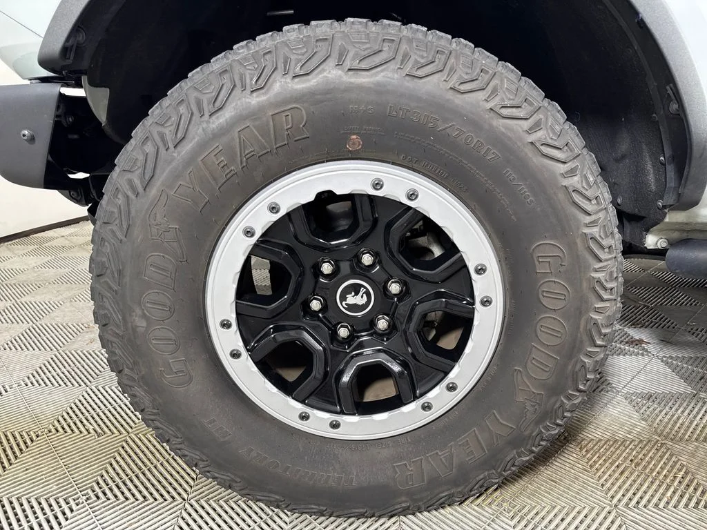 Certified Used 2023 Gray Ford Badlands image 13