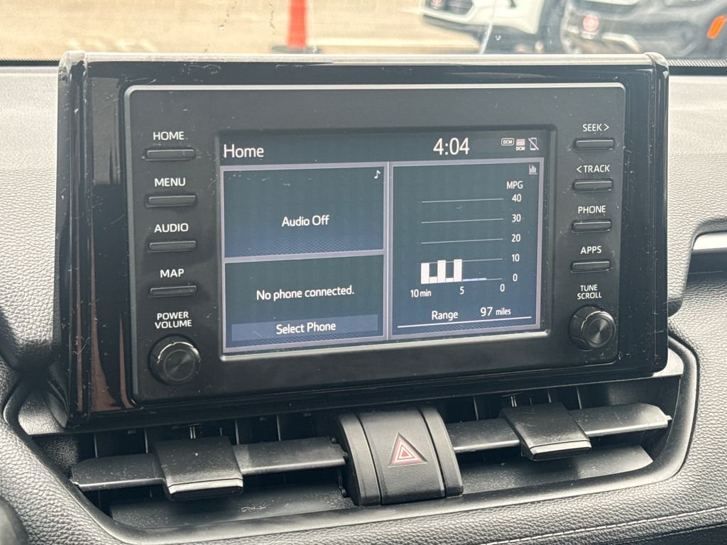 Used 2019 Silver Toyota LE image 22