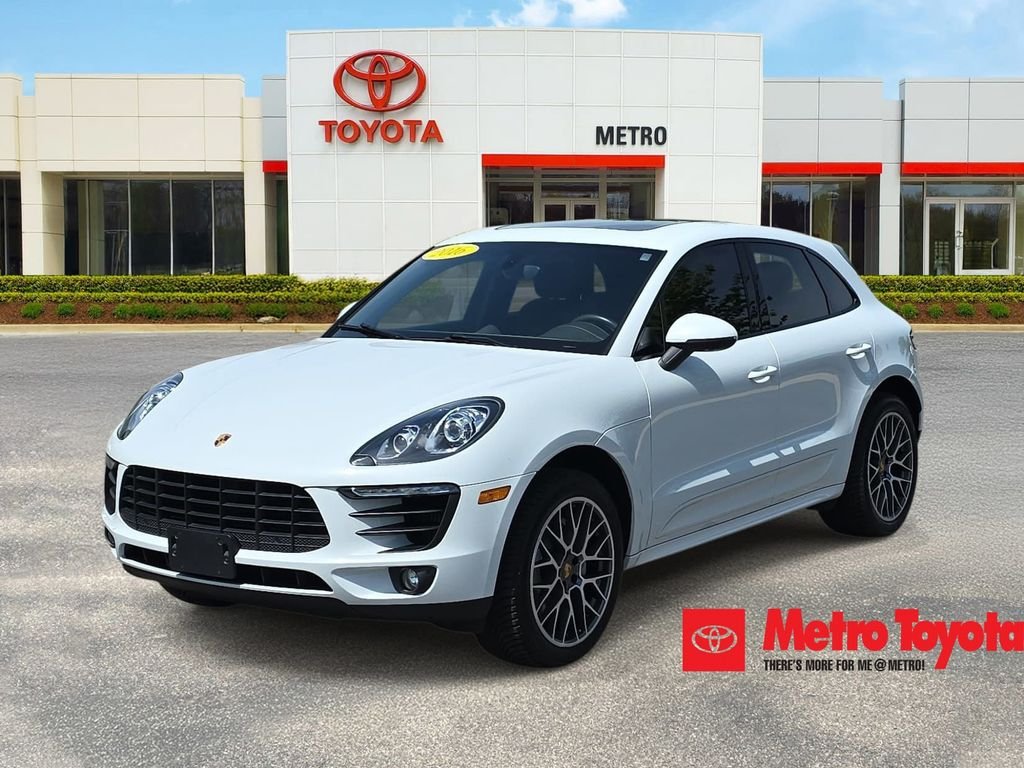 2016 Porsche Macan S's photo