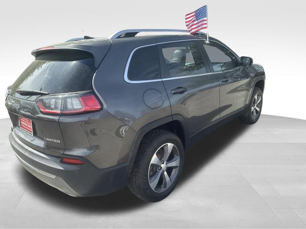 Used 2019 Gray Jeep Limited image 25