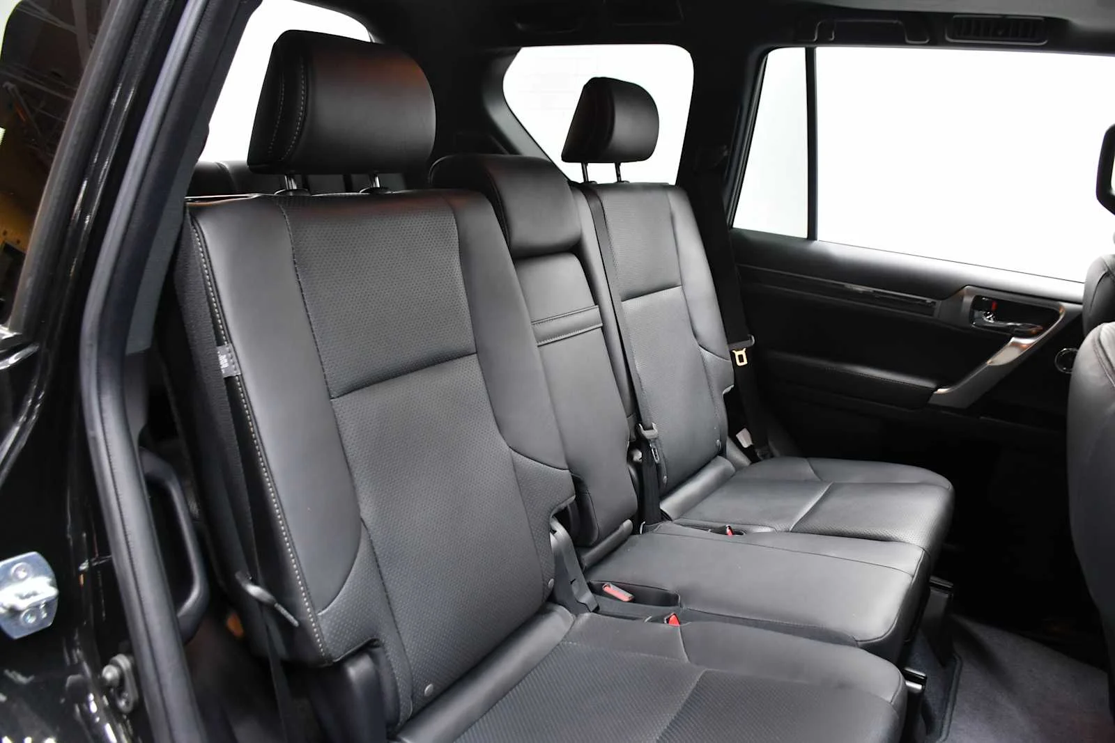 Certified Used 2023 CAVIAR Lexus Luxury image 27