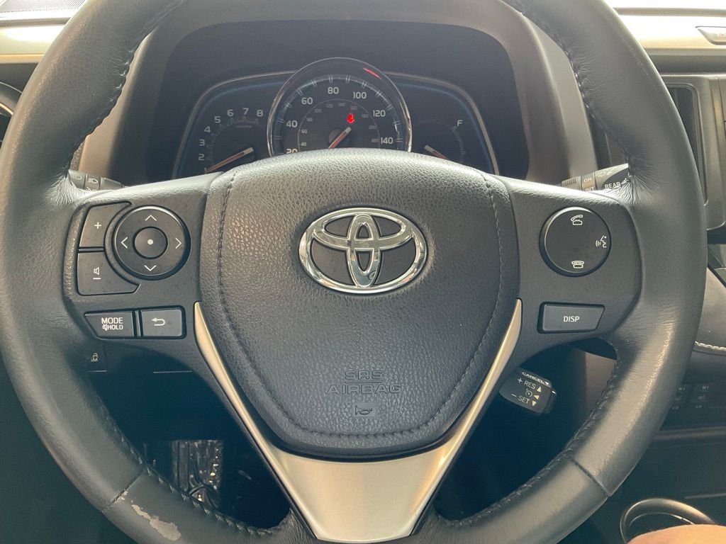 Used 2015 Brown Toyota Limited image 10