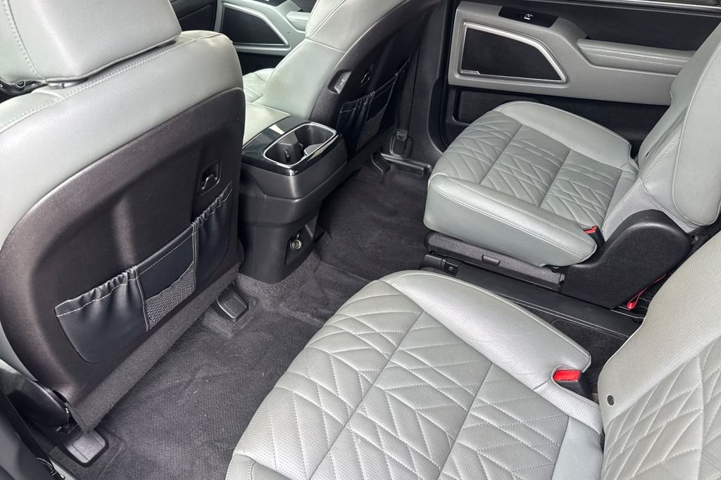 Used 2024 Jungle Green Kia EX X-Line image 14