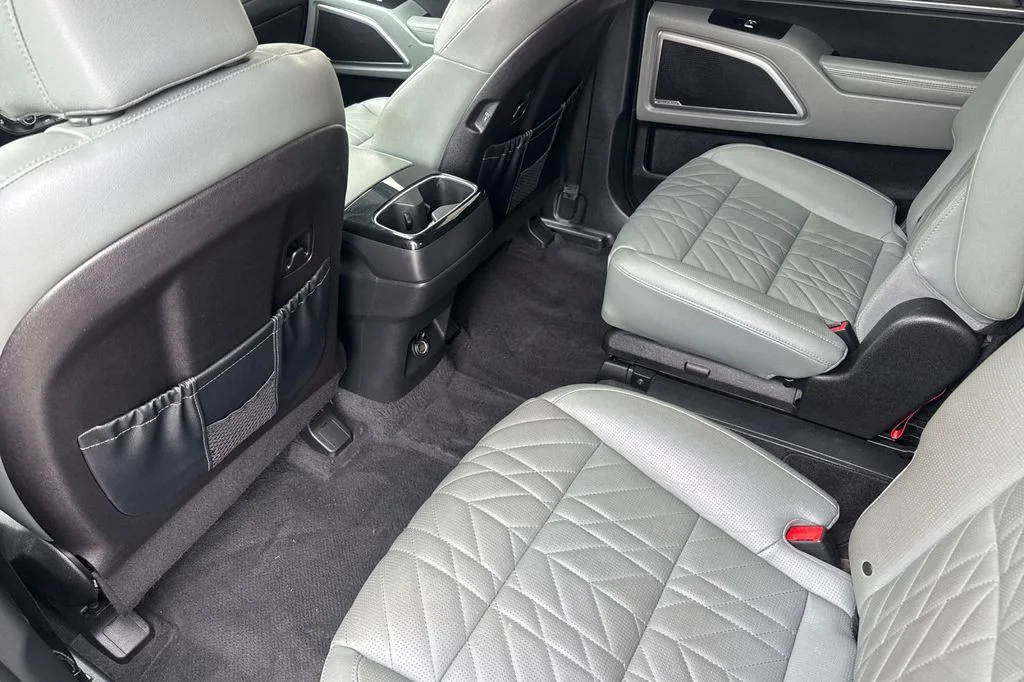 Used 2024 Jungle Green Kia EX X-Line image 14