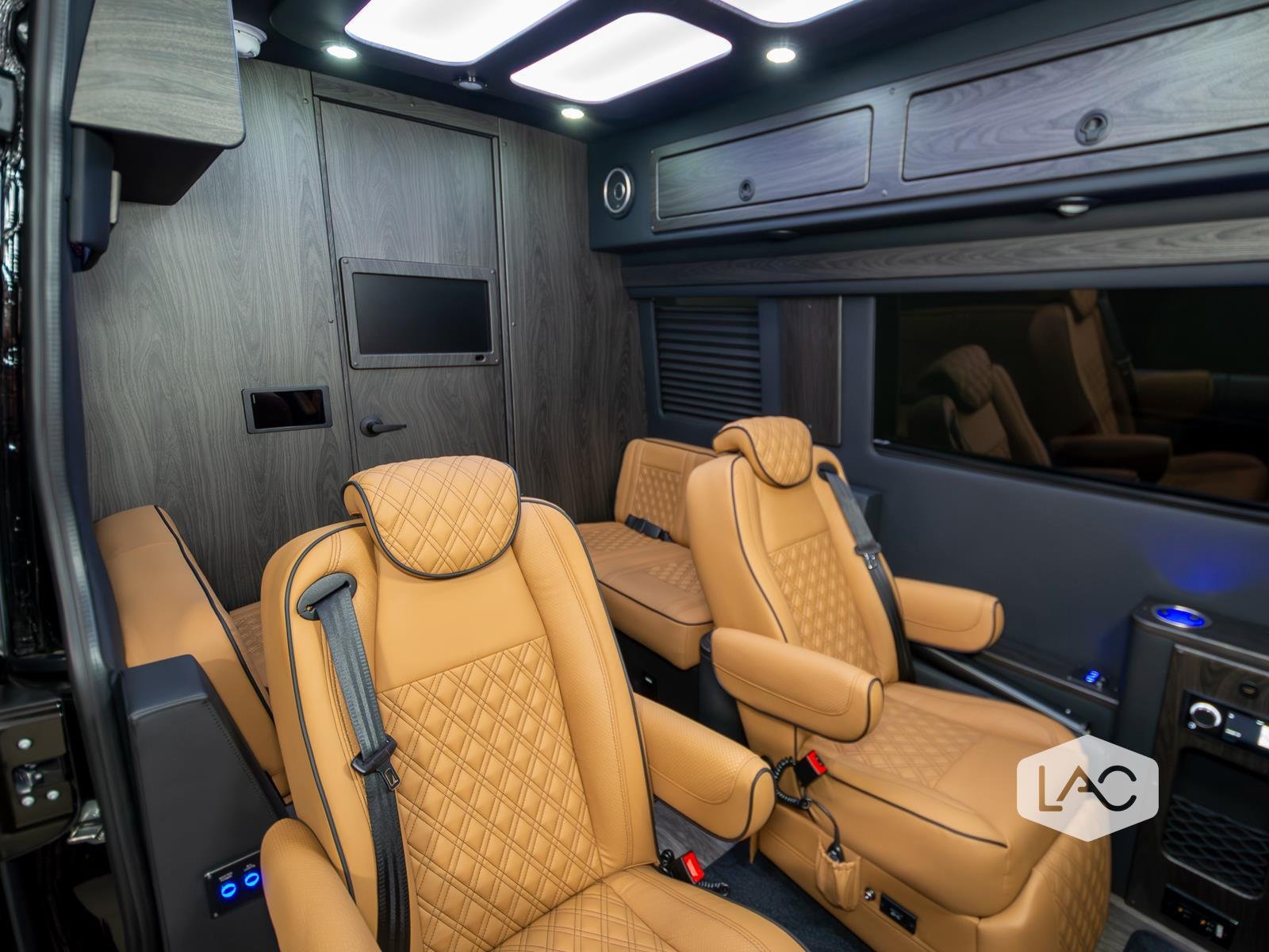 New 2026 BLACK OGV Luxury Coach AWD 144 | ADV PKG | PetSafe image 3