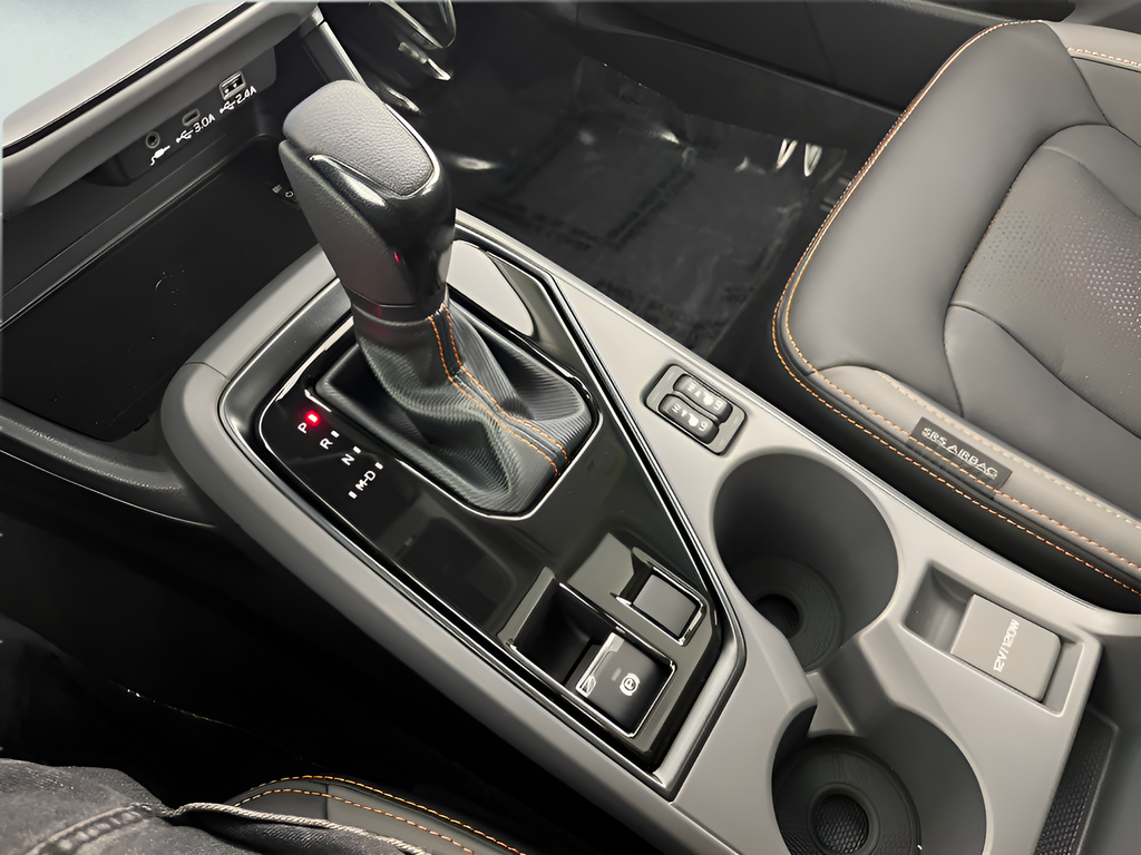 New 2026 MAGNETITE GRAY PEARL Subaru Limited image 16