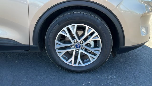Used 2021 GOLD Ford SEL image 9