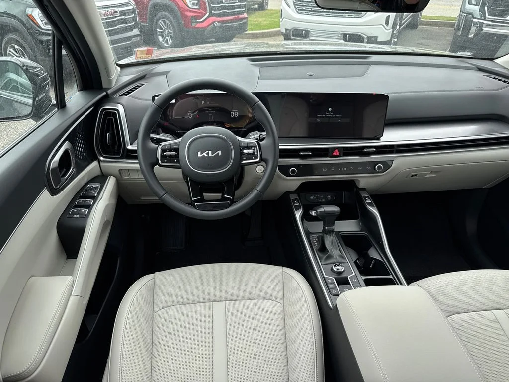 2025 Kia Sorento S - Photo 22