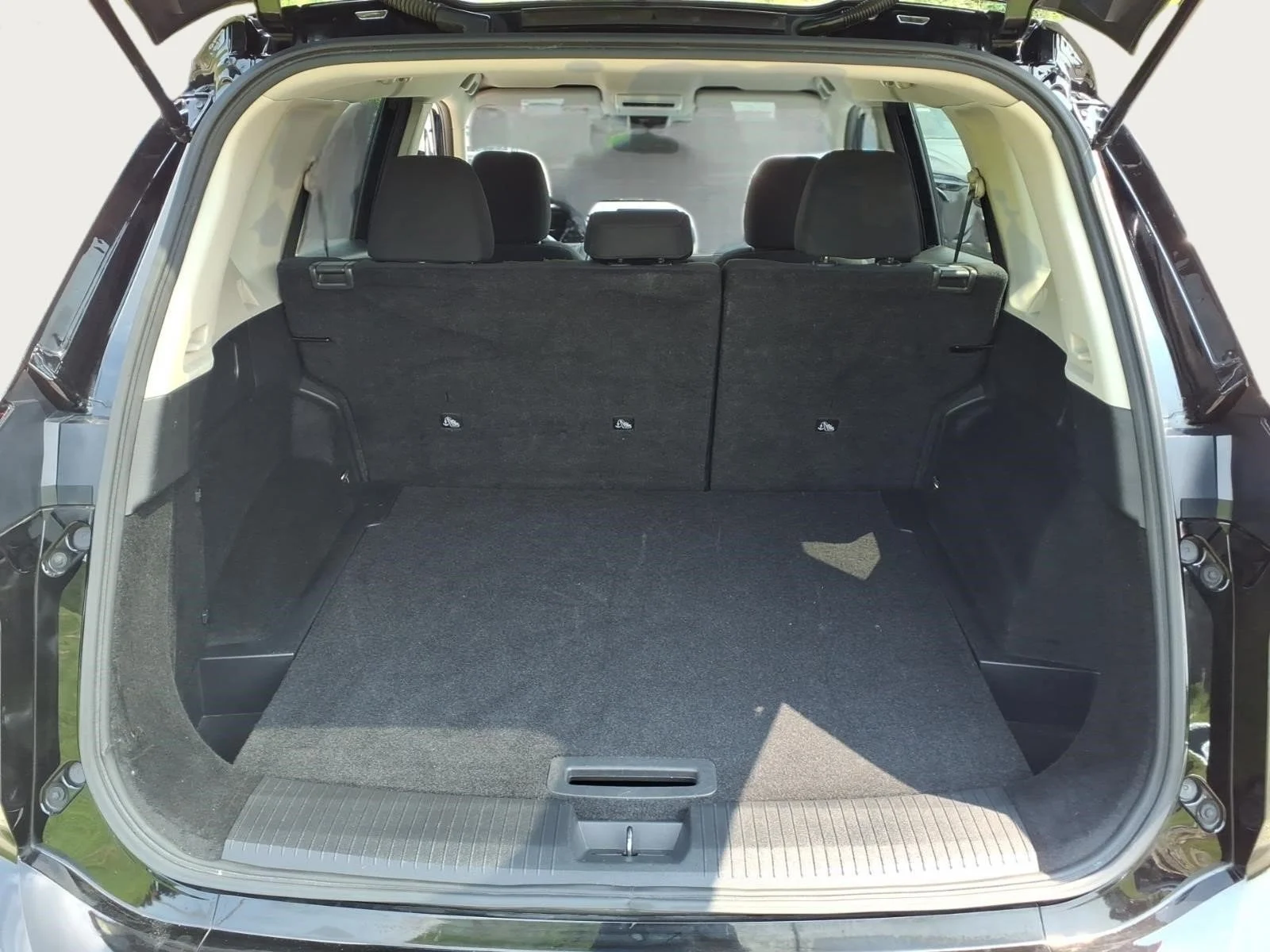 Used 2024 Super Black Kh3 Nissan S image 14