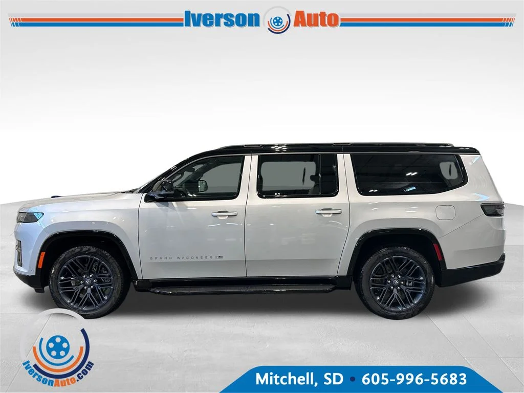 New 2026 Silver Jeep  image 8