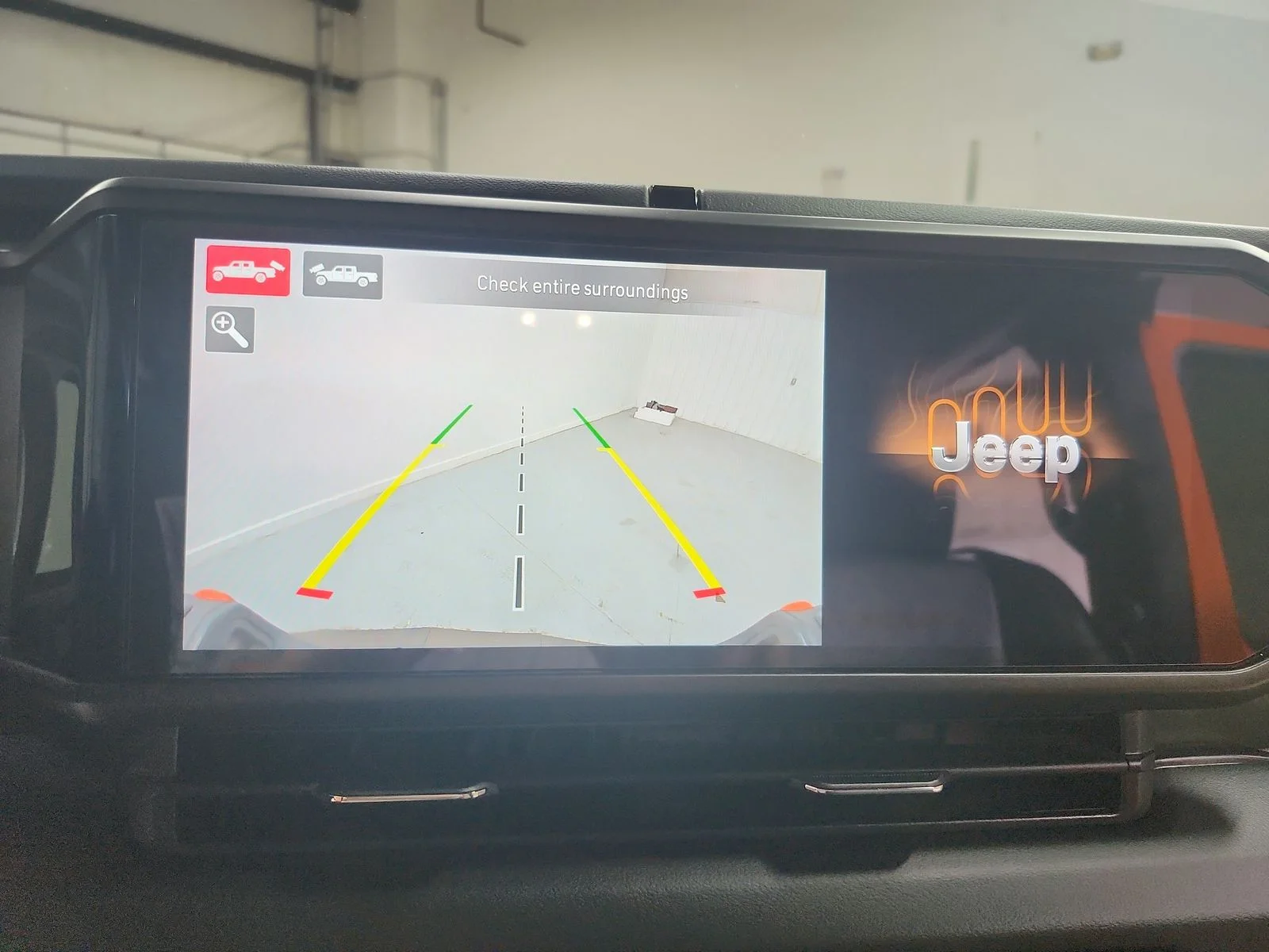 Used 2025 JOOSE Jeep Mojave image 33