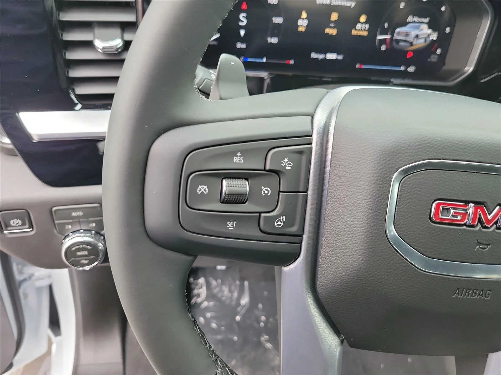 New 2026 Glacier White Tricoat GMC SLT image 24