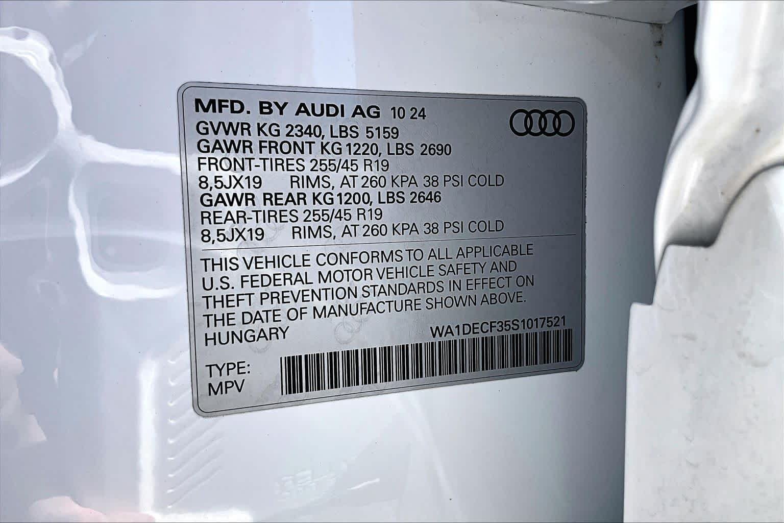 Used 2025 Arkona White Audi S line Premium image 37