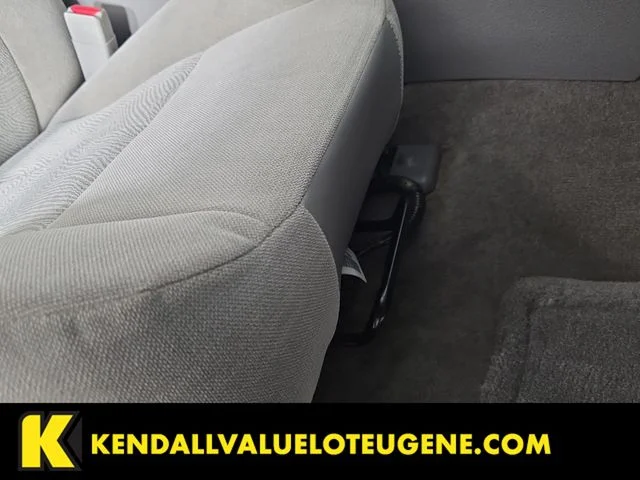 Used 2007 Gray Chevrolet LS image 28