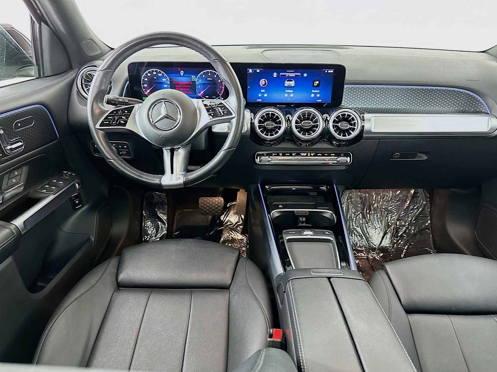 Used 2025 Black Mercedes-Benz GLB 250 image 21