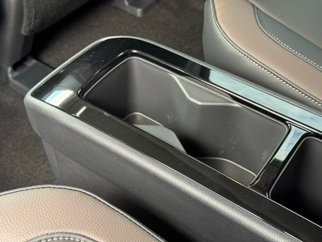 New 2026 Gray Nissan Platinum image 37