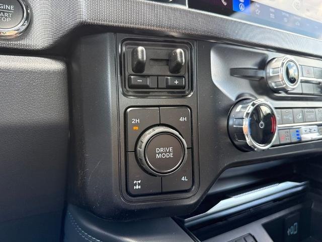 New 2026 Star White Metallic Tri-Coat Ford F-250® Platinum® image 91