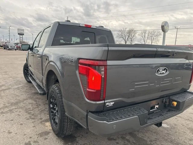 New 2026 Carbonized Gray Metallic Ford XLT image 24