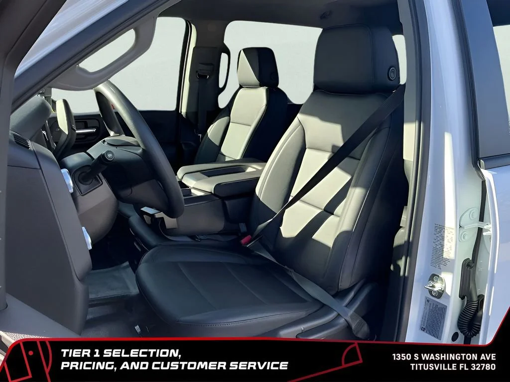 New 2026 Summit White GMC Pro image 26