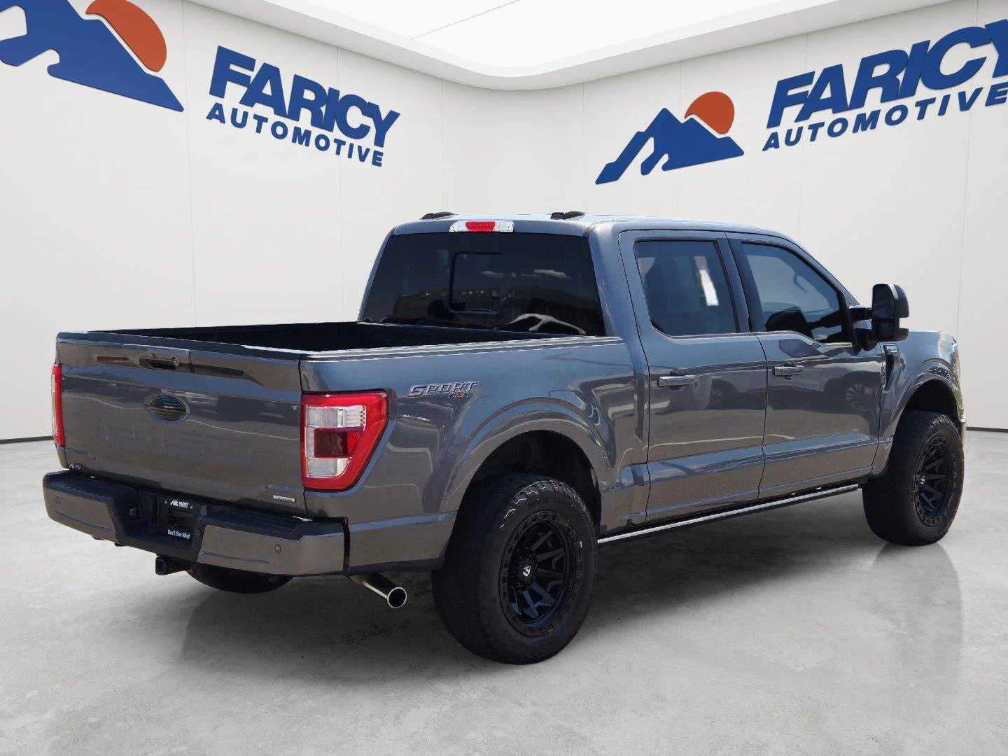 Used 2023 Carbonized Gray Ford LARIAT image 5