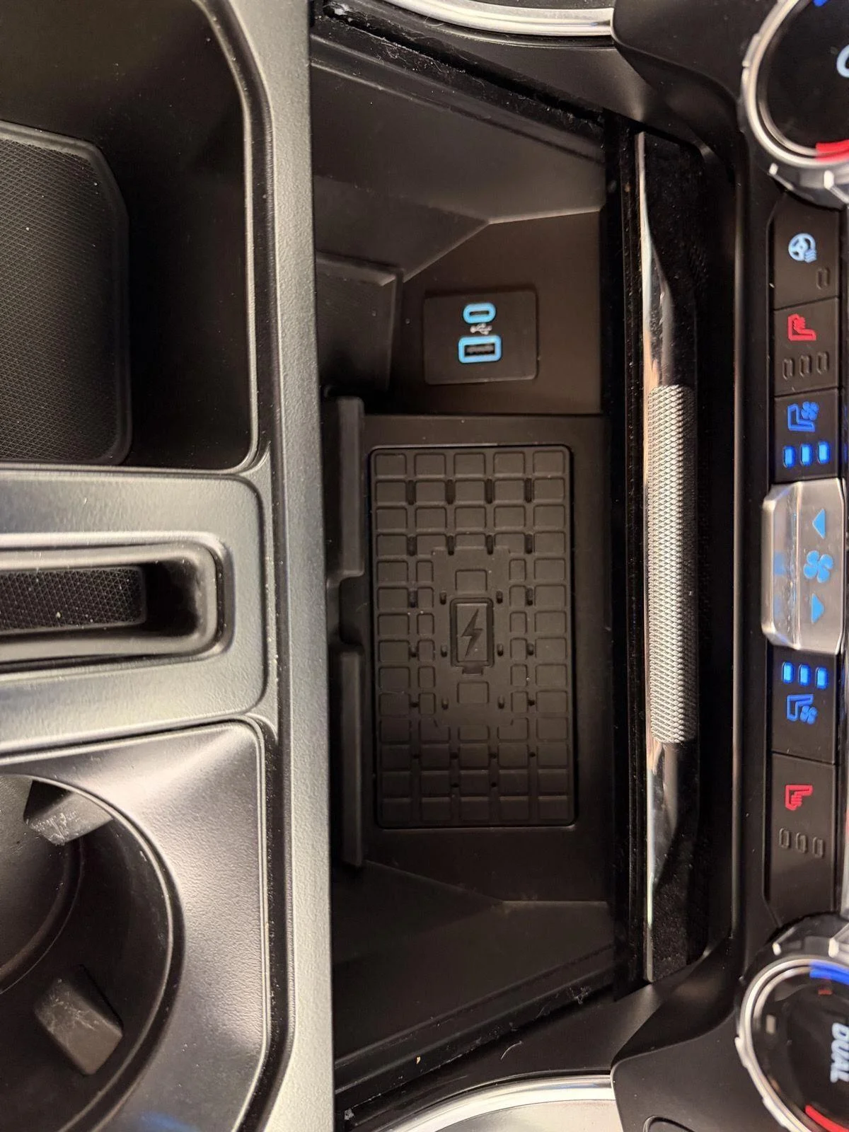 Used 2023 Iconic Silver Ford Raptor image 35