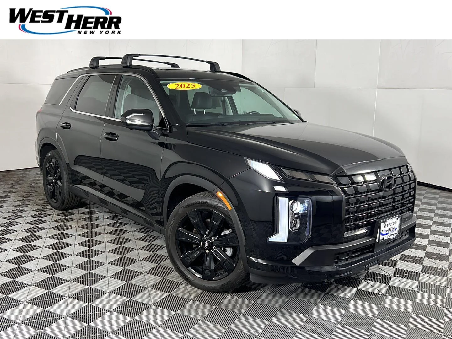 Used 2025 Abyss Black Pearl Hyundai XRT image 1