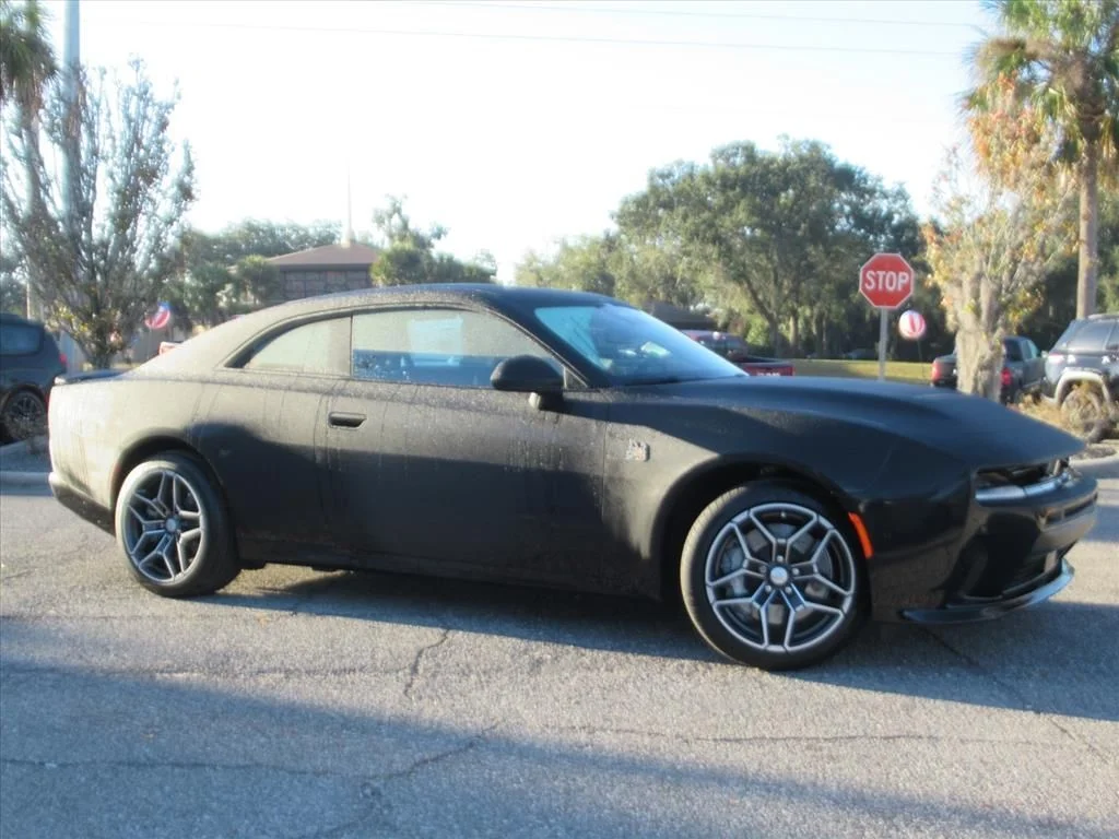 New 2026 Diamond Black Crystal Pearlcoat Dodge Scat Pack image 2