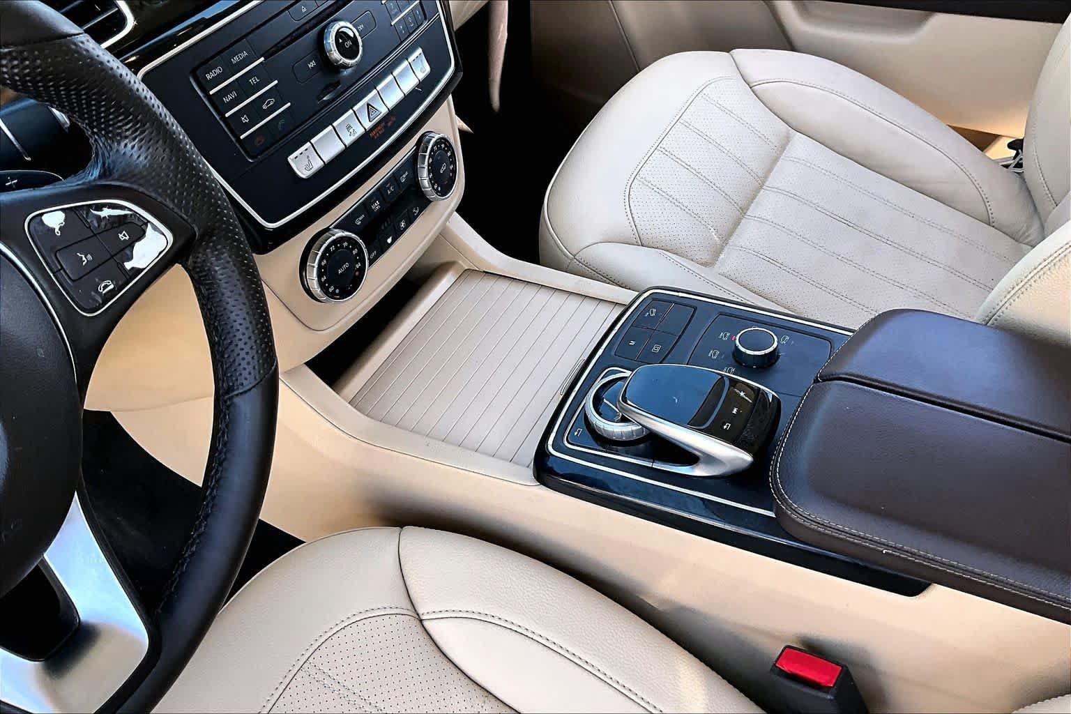 Used 2018 Black Mercedes-Benz GLE 350 image 16