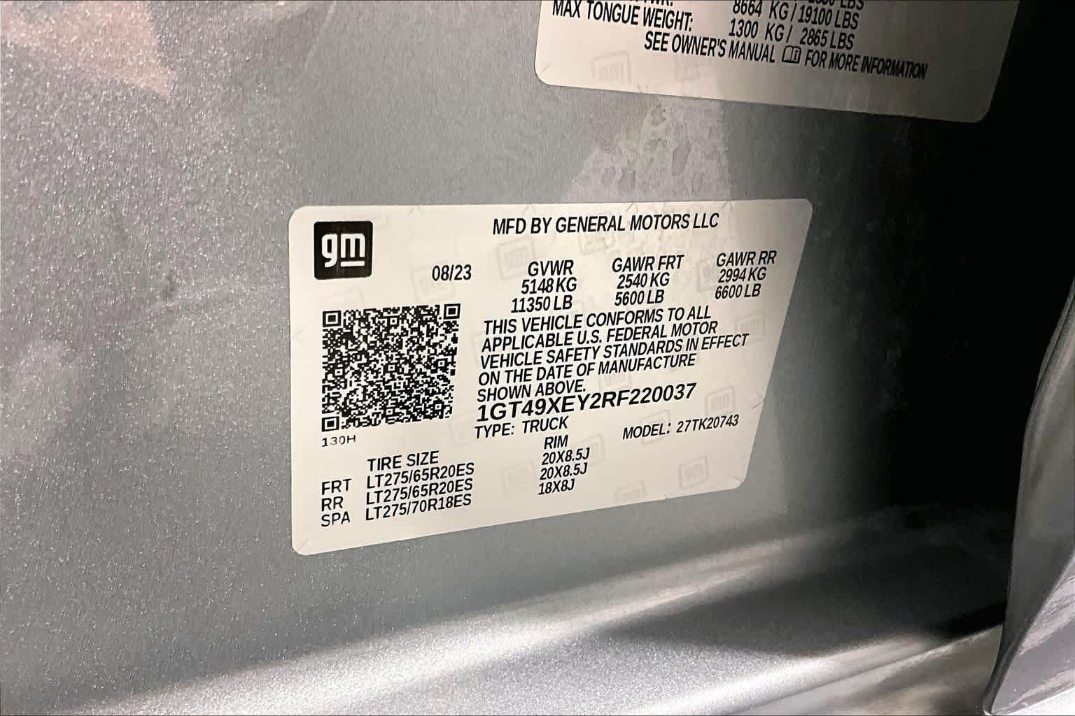 Used 2024 Sterling Metallic GMC Denali Ultimate image 35