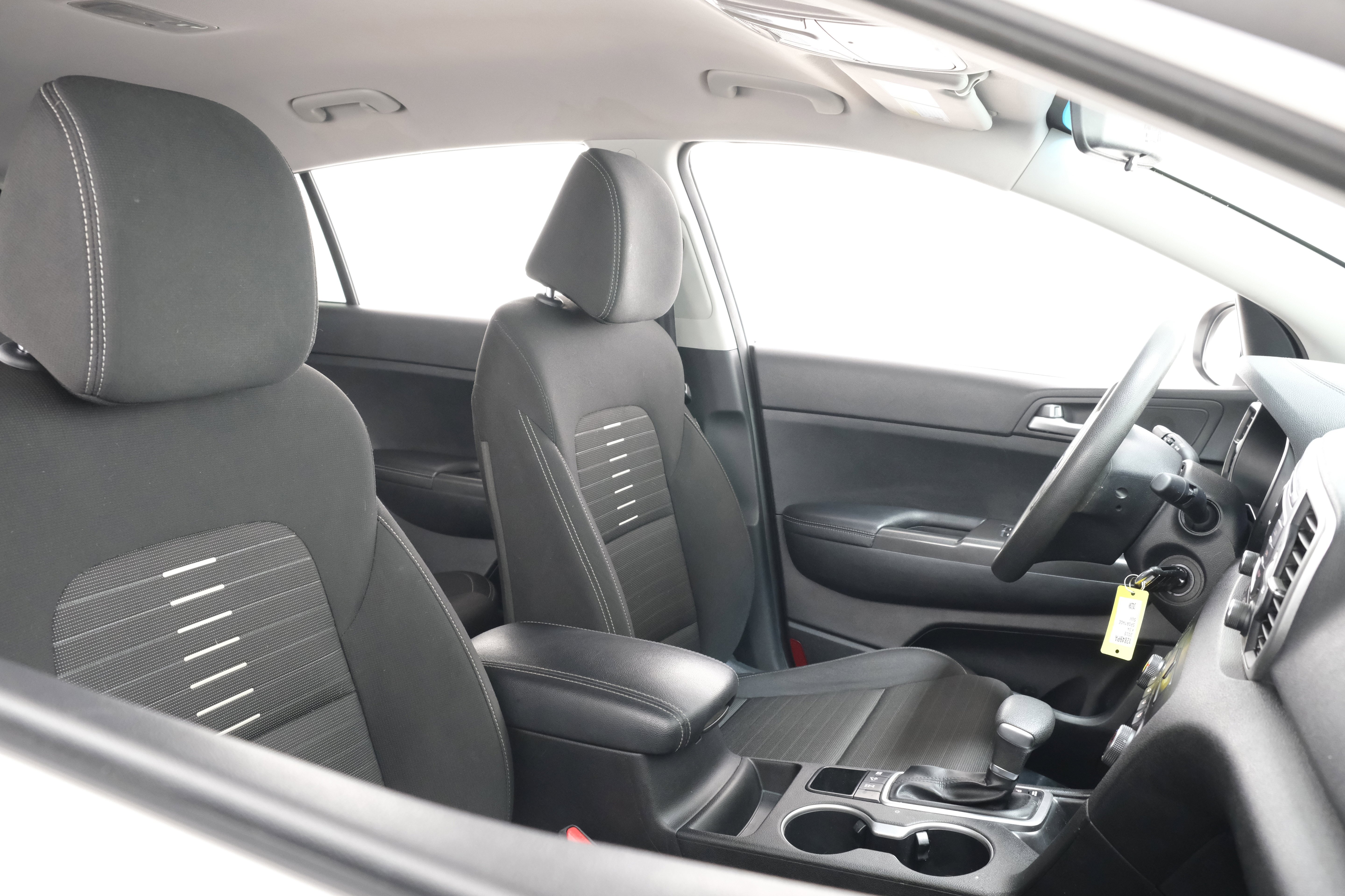 Used 2018 Clear White Kia LX image 39