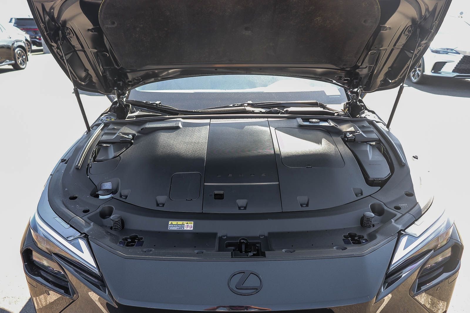 New 2026 Caviar Lexus ES 500e PREMIUM AWD image 15