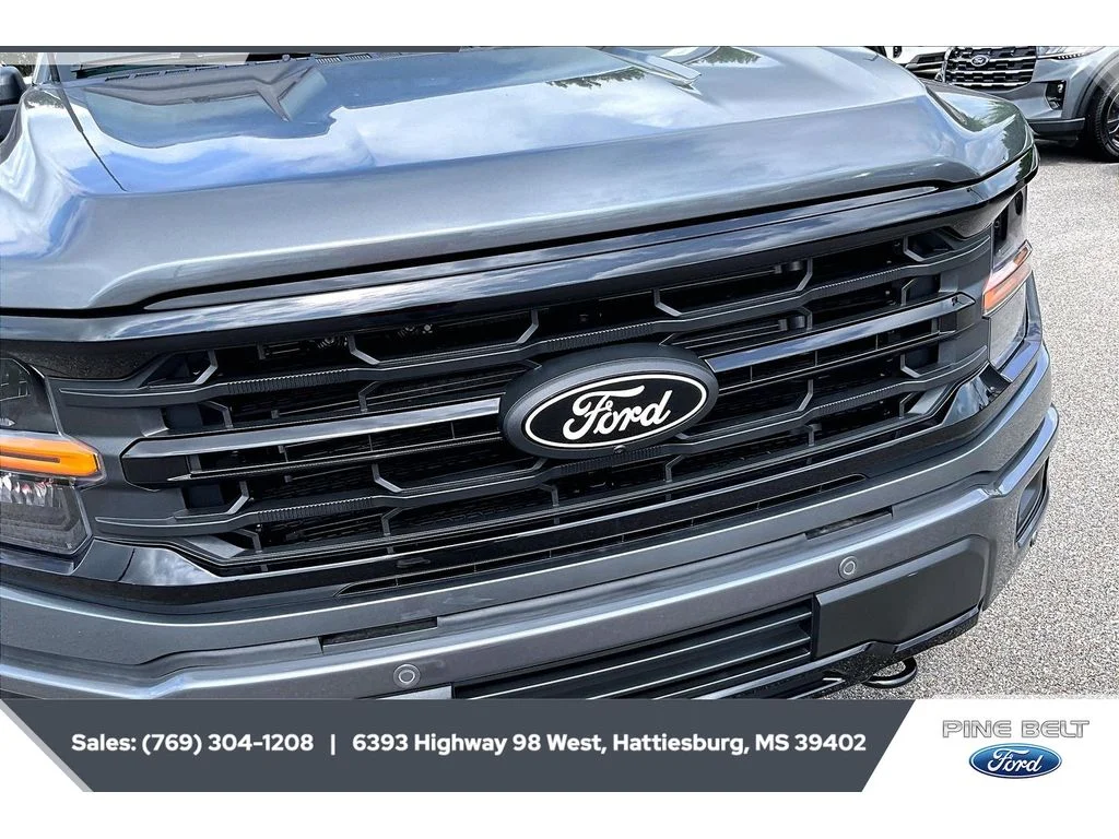 New 2026 Carbonized Gray Metallic Ford XLT image 22