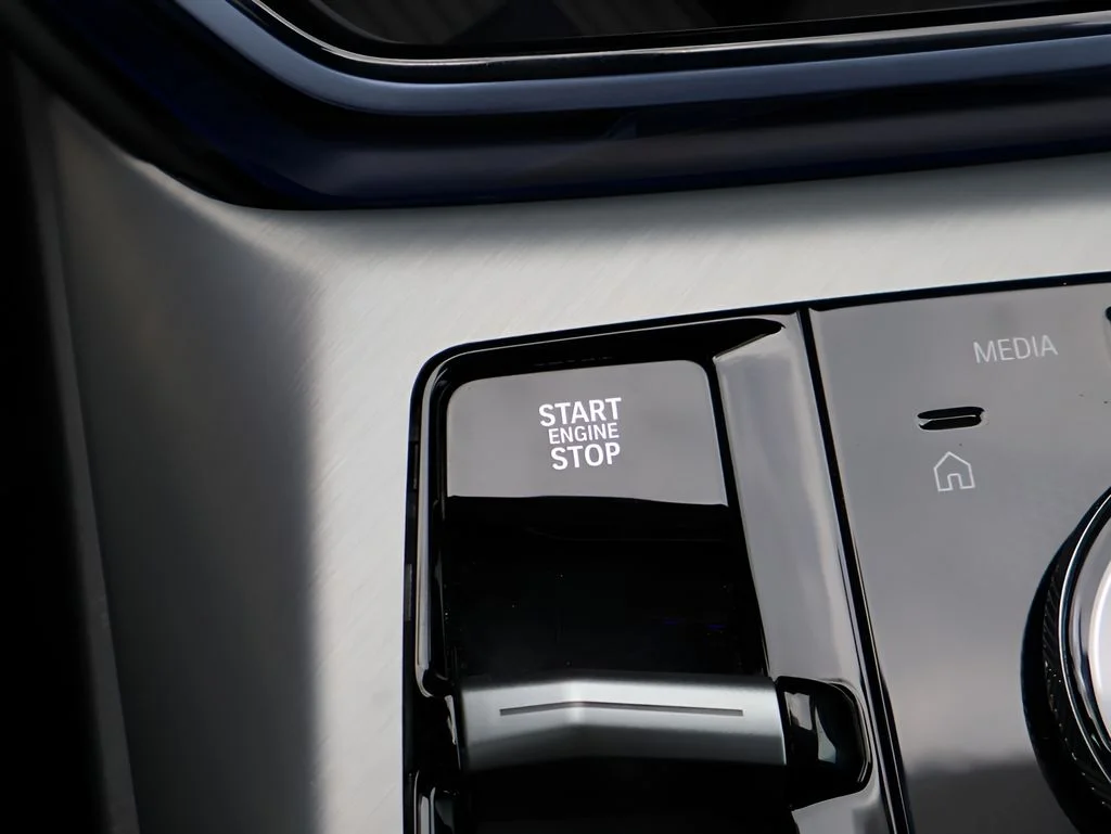 Used 2026 Brooklyn Gray Metallic BMW M50 xDrive image 29