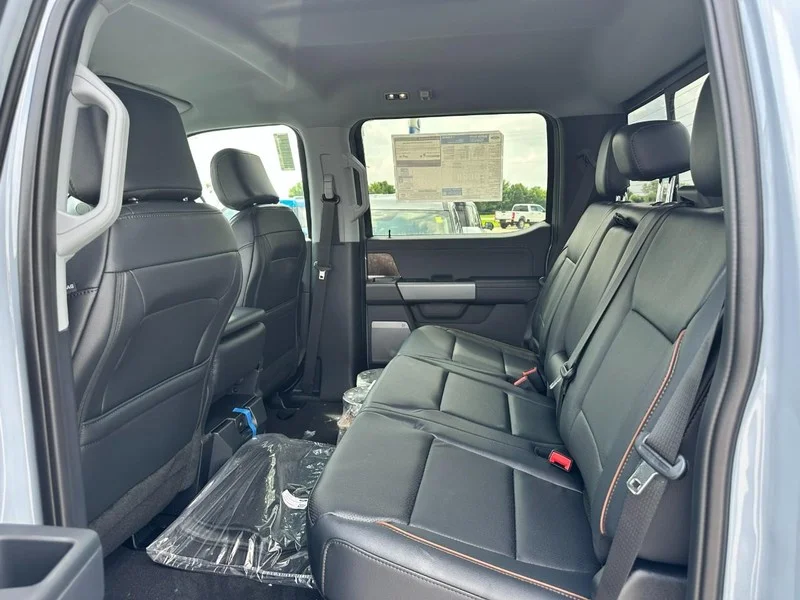 New 2026 Glacier Gray Metallic Tri-Coat Ford LARIAT 4WD Crew Cab 6.75