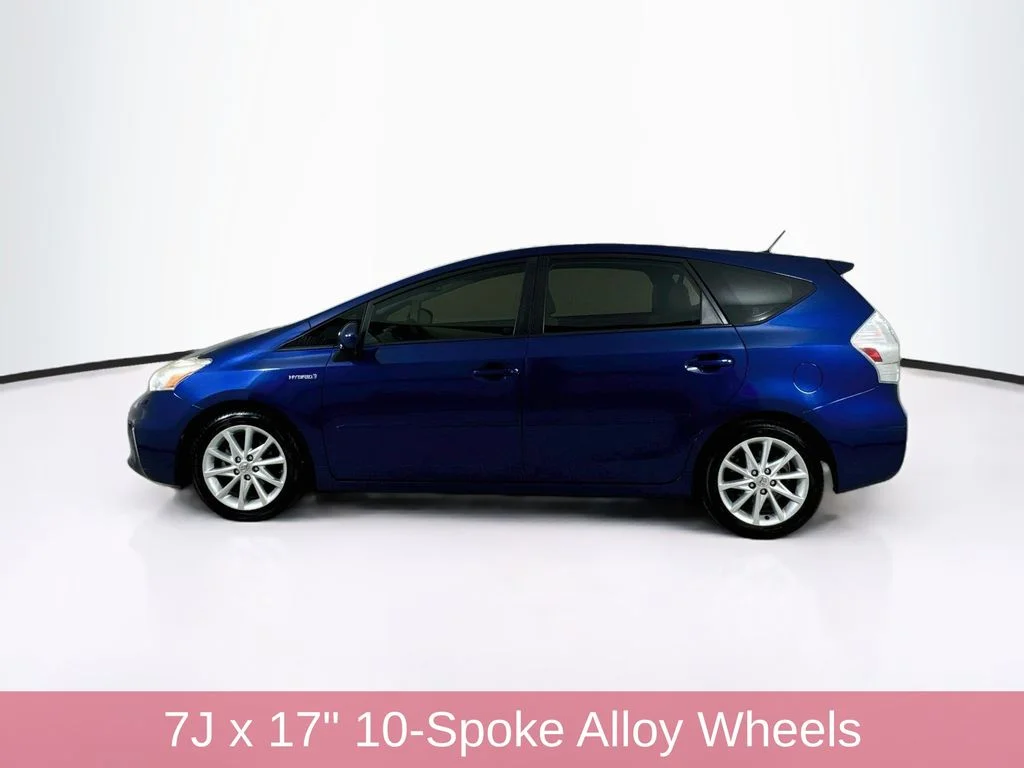 Used 2013 Blue Toyota Five image 4