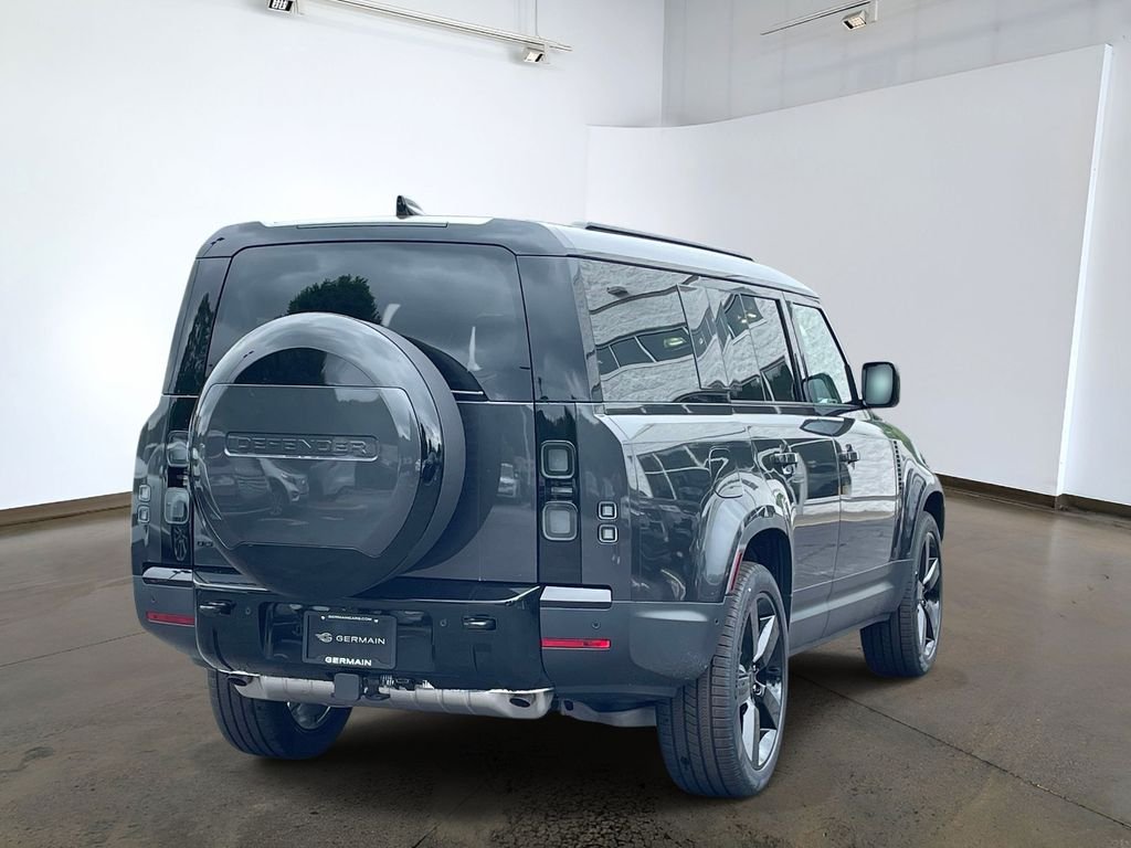 New 2026 Carpathian Grey Land Rover S image 4