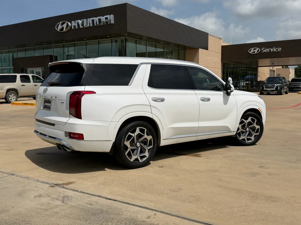 Used 2021 Hyper White Hyundai Calligraphy image 6