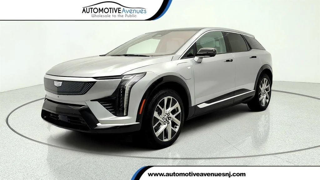 2026 Cadillac Optiq Luxury's photo