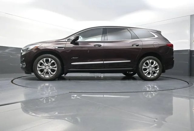 Used 2020 Red Buick Avenir image 34
