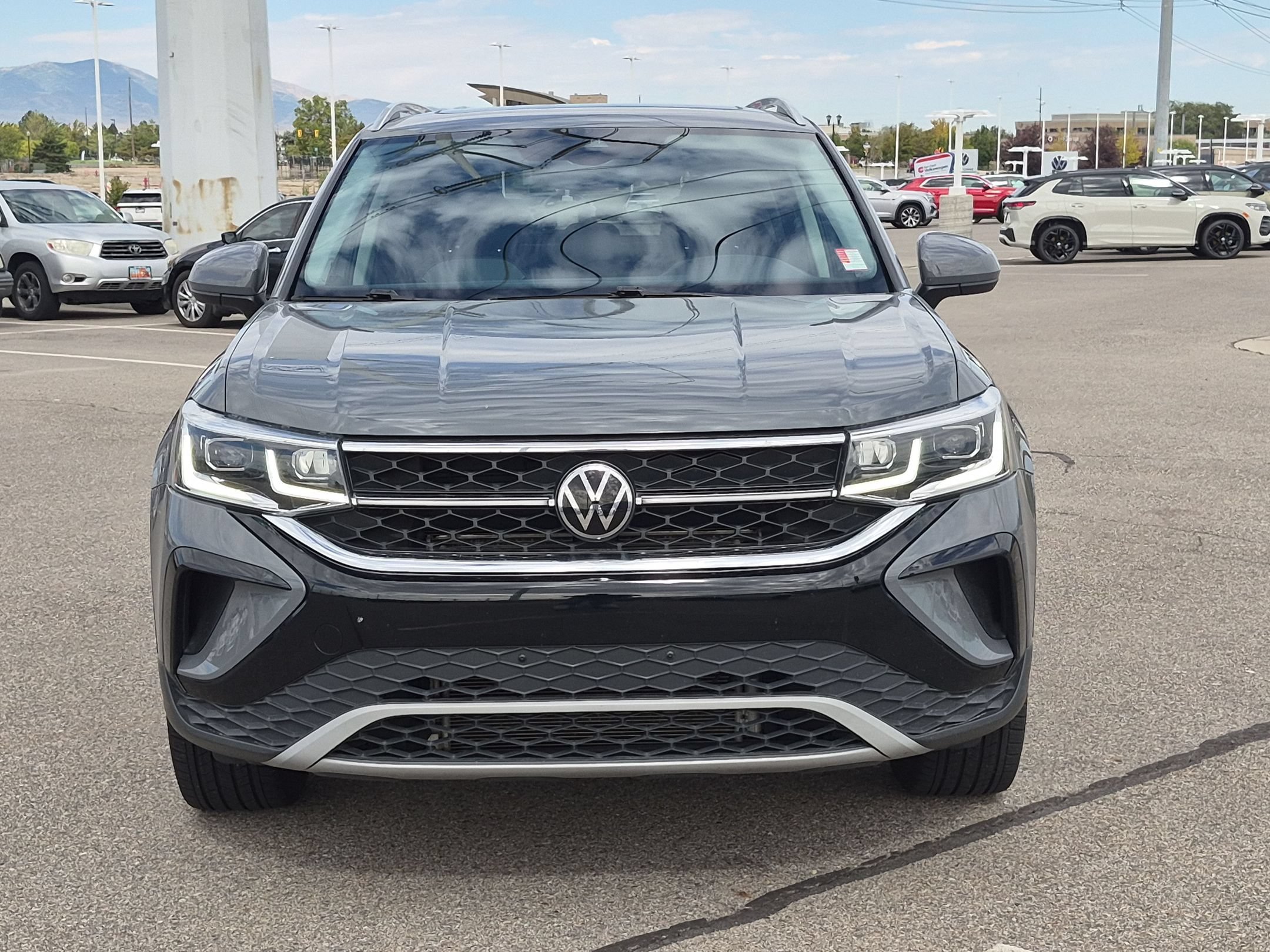 Used 2024 Gray Volkswagen SEL image 9