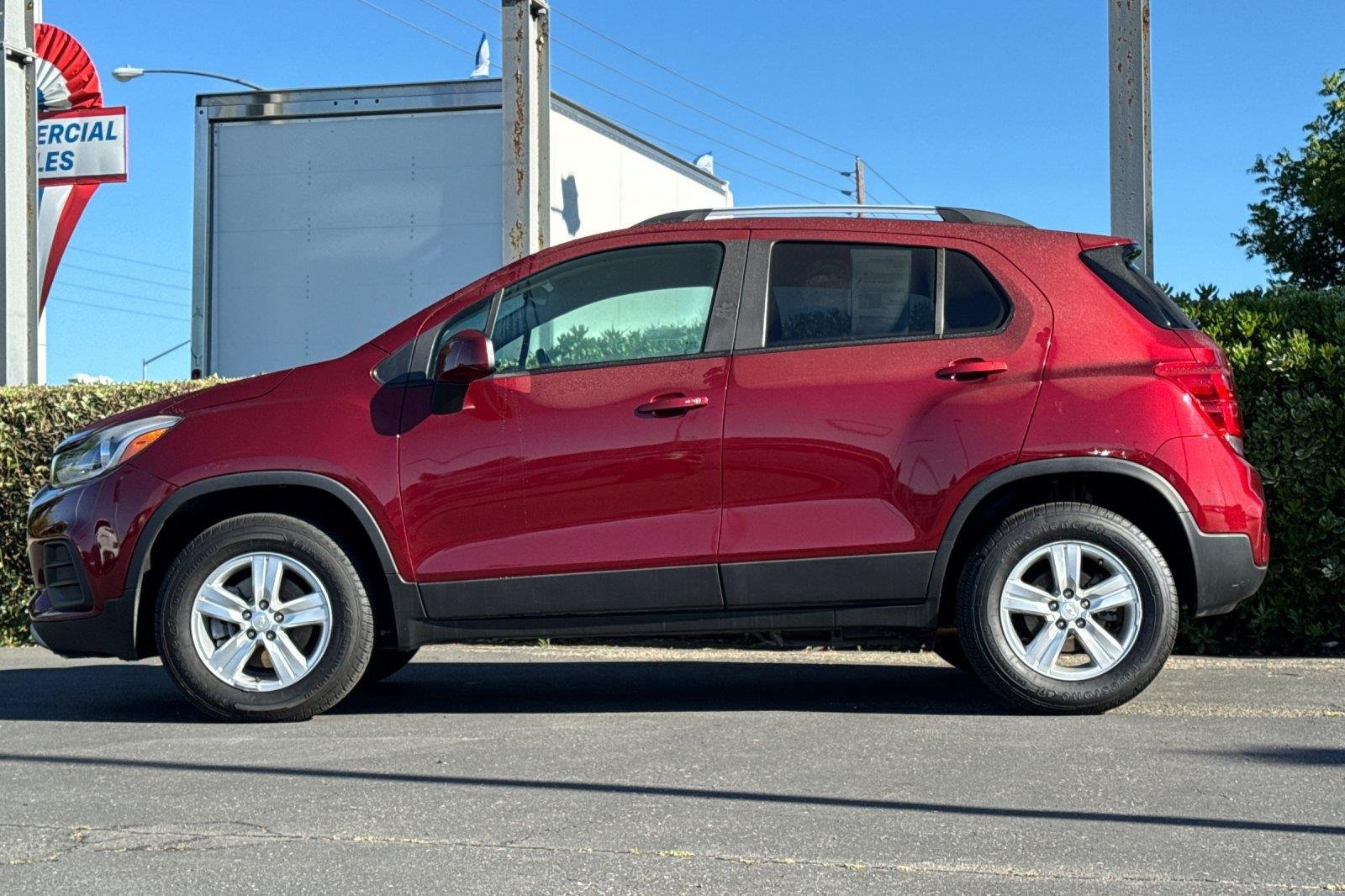 Used 2022 Crimson Metallic Chevrolet LT image 7