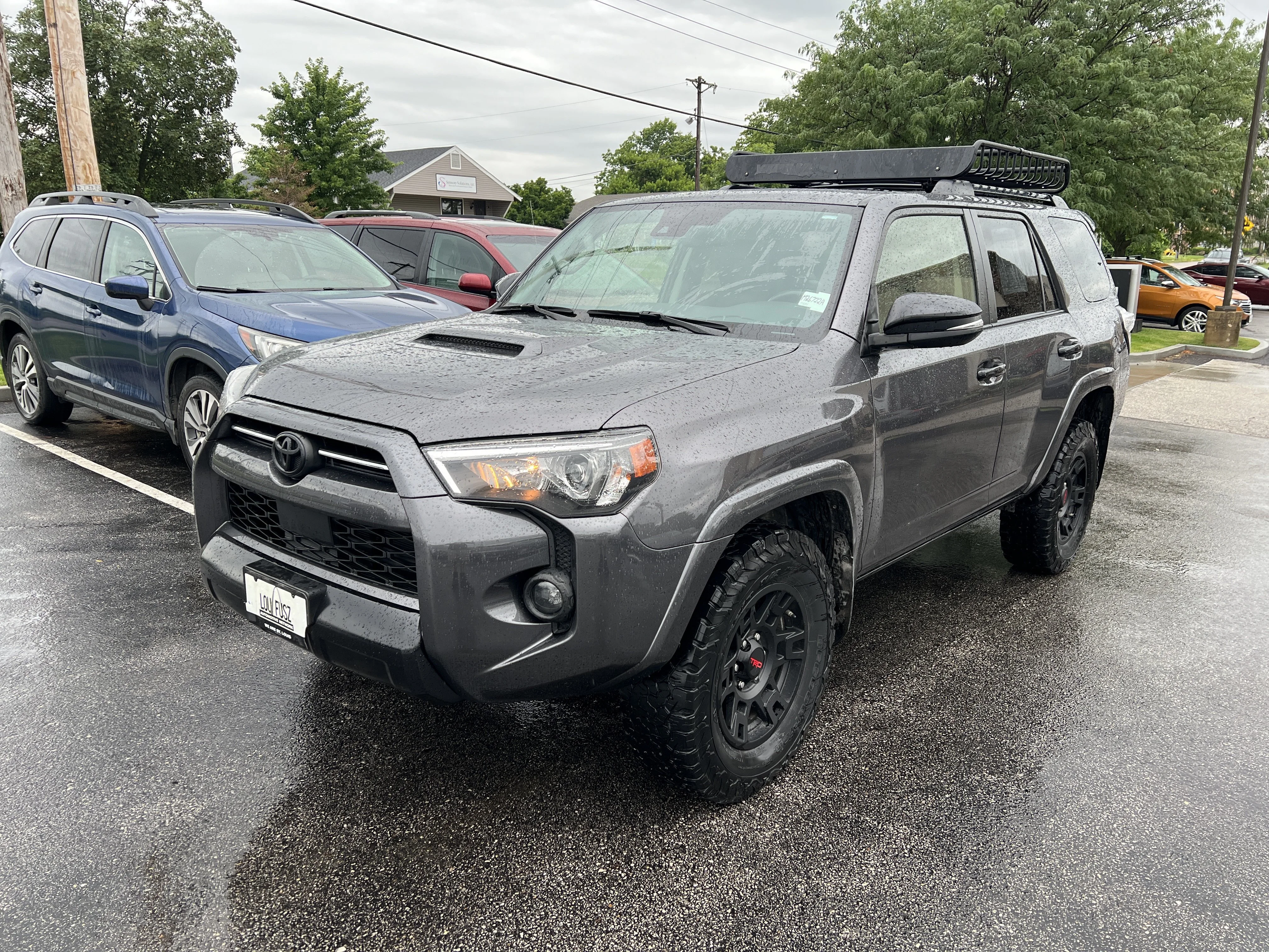 Used 2021 Magnetic Gray Metallic Toyota Venture image 4