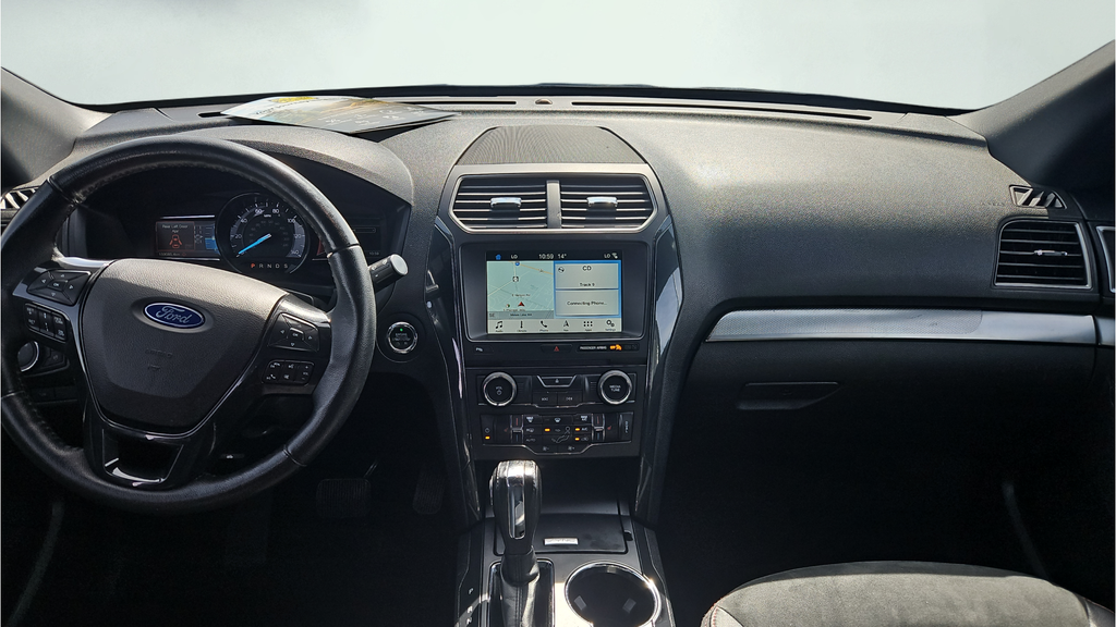 Used 2018 White Ford XLT image 14
