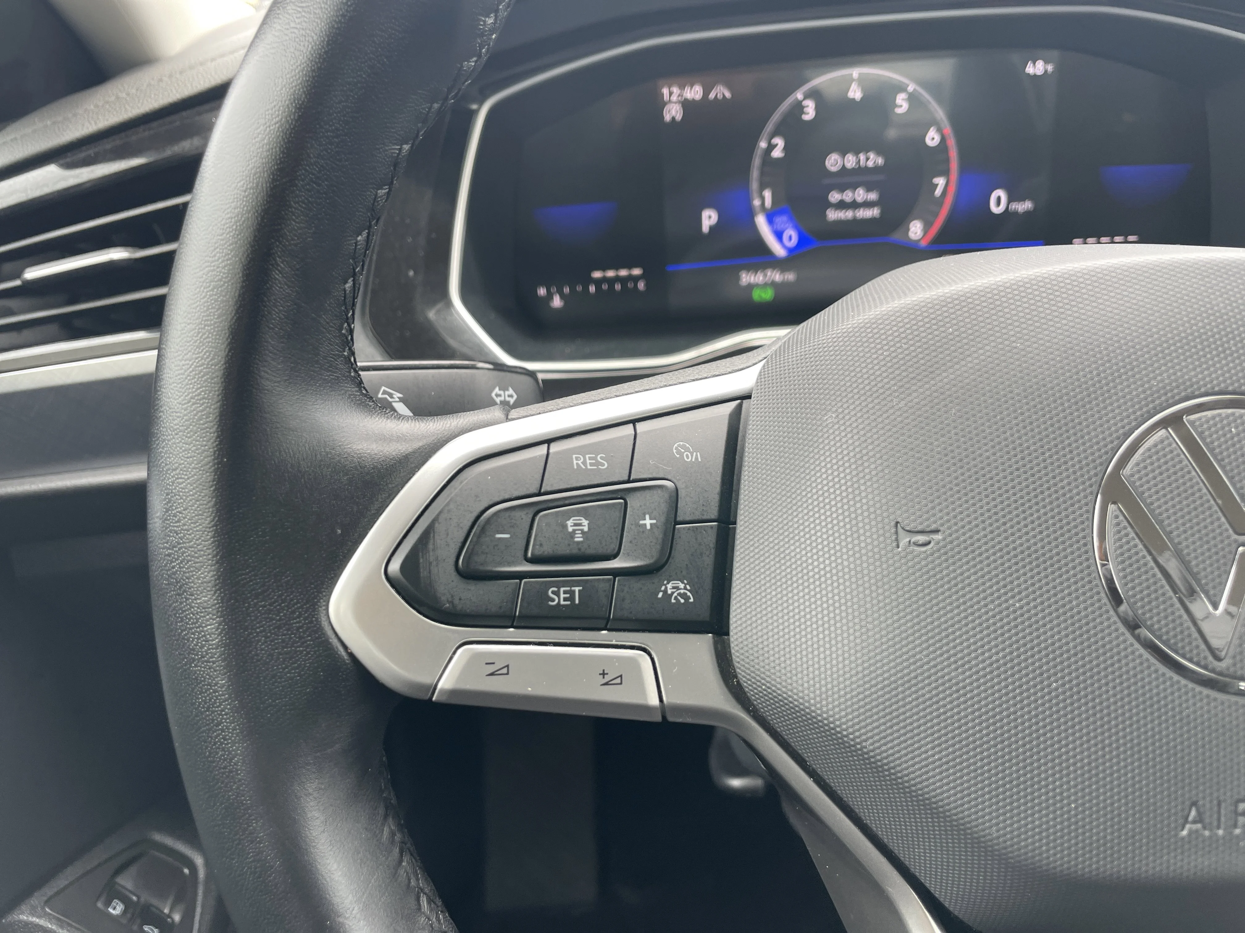 2024 Volkswagen Jetta SE - Photo 25