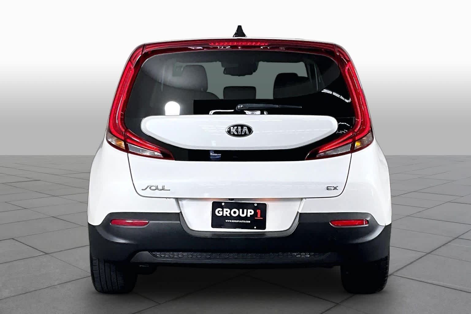 Used 2020 Snow White Pearl Kia EX image 5