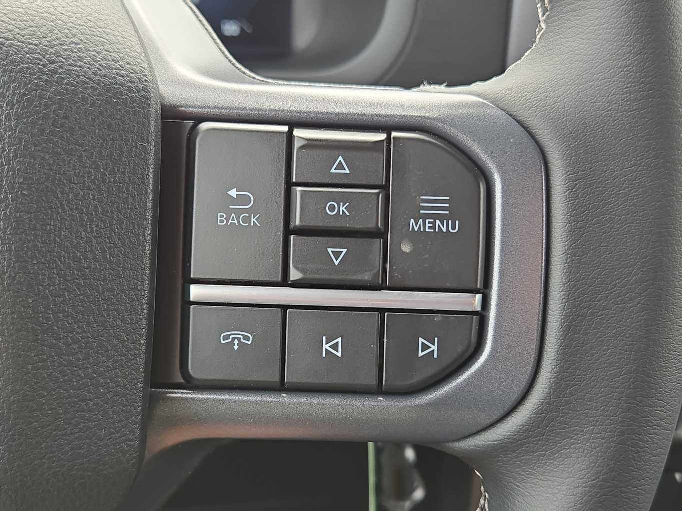 New 2026 Oxford White Ford XLT image 21