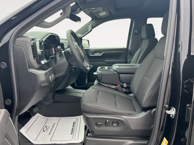 2026 Chevrolet Silverado 1500 LT - Photo 9